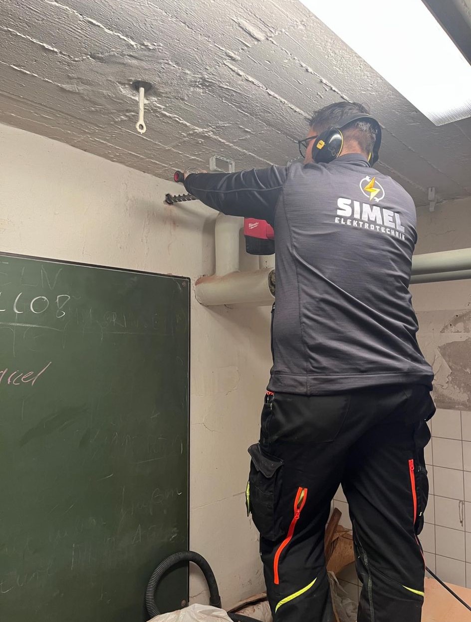 Düsseldorf - SIMEL s.r.o.