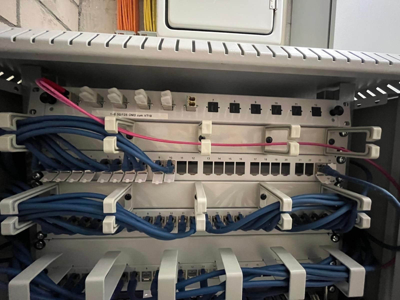 Düsseldorf - SIMEL s.r.o.